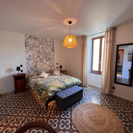 Les Baroudeurs De Saint Jean Bed & Breakfast Bagian luar foto