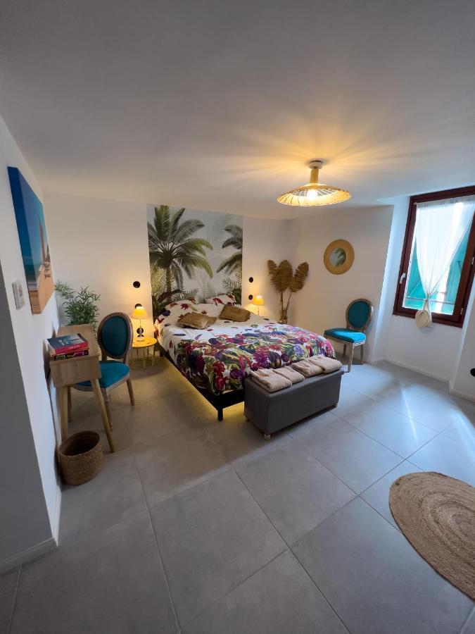 Les Baroudeurs De Saint Jean Bed & Breakfast Bagian luar foto