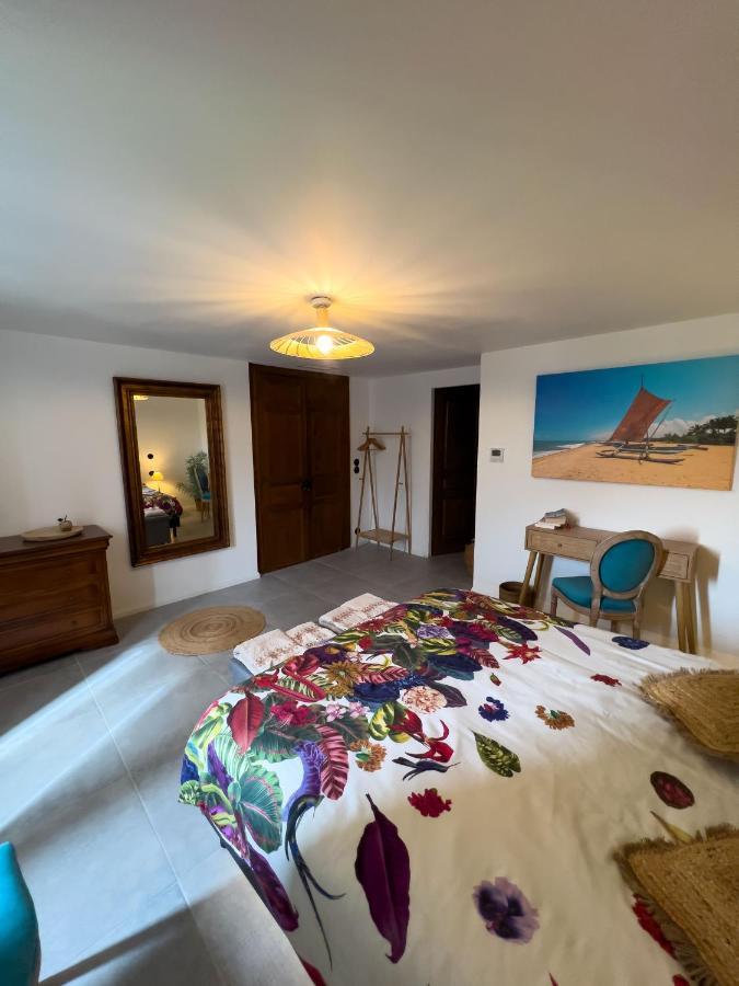 Les Baroudeurs De Saint Jean Bed & Breakfast Bagian luar foto