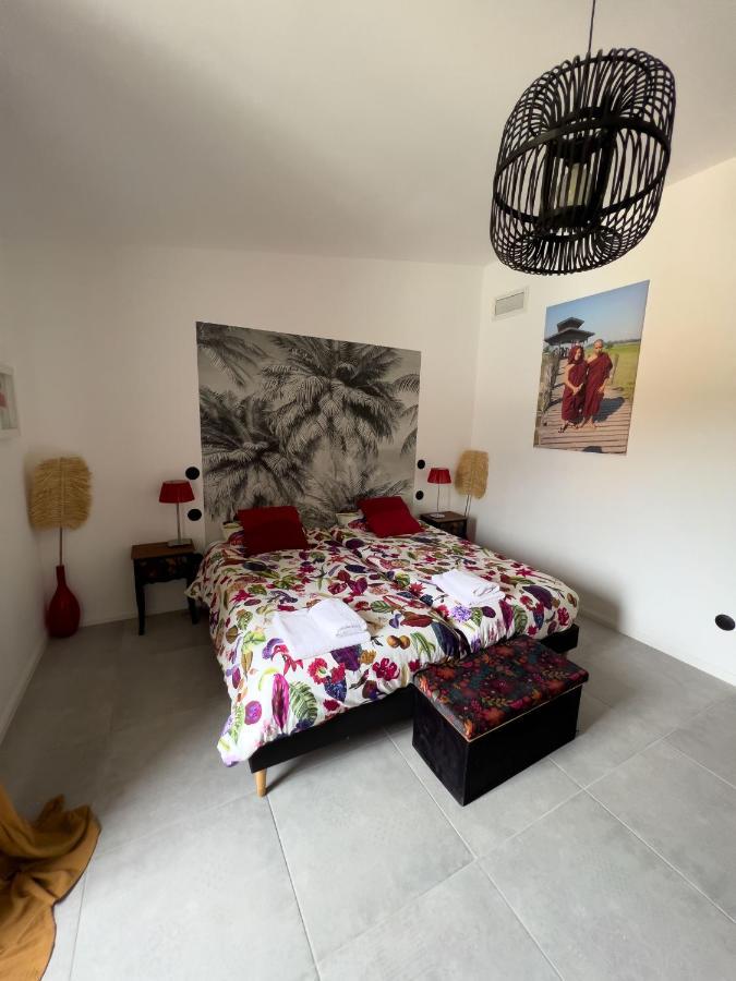 Les Baroudeurs De Saint Jean Bed & Breakfast Bagian luar foto