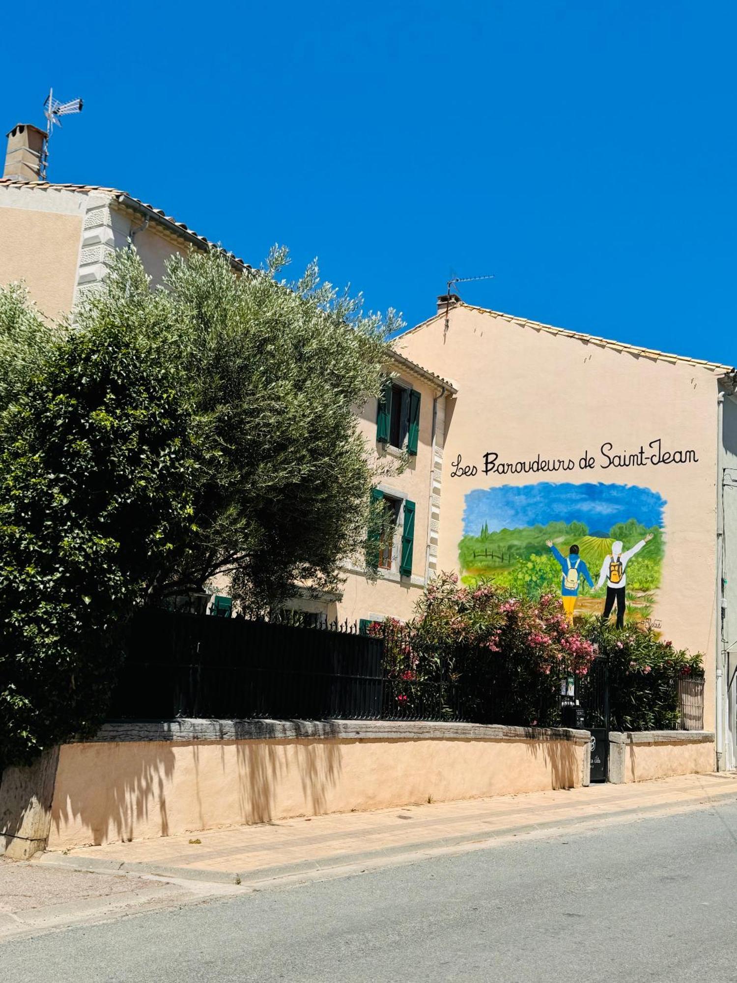 Les Baroudeurs De Saint Jean Bed & Breakfast Bagian luar foto