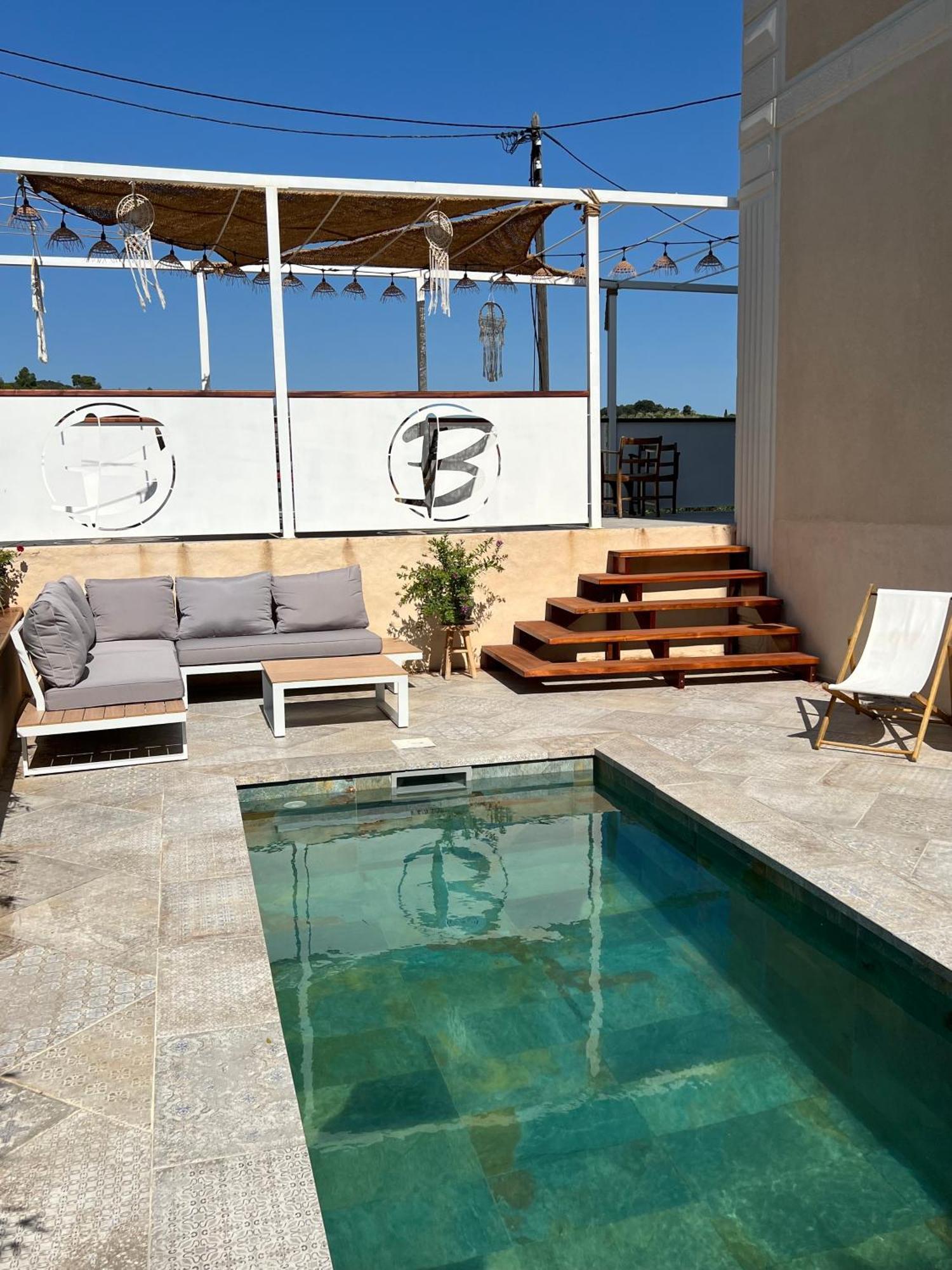 Les Baroudeurs De Saint Jean Bed & Breakfast Bagian luar foto