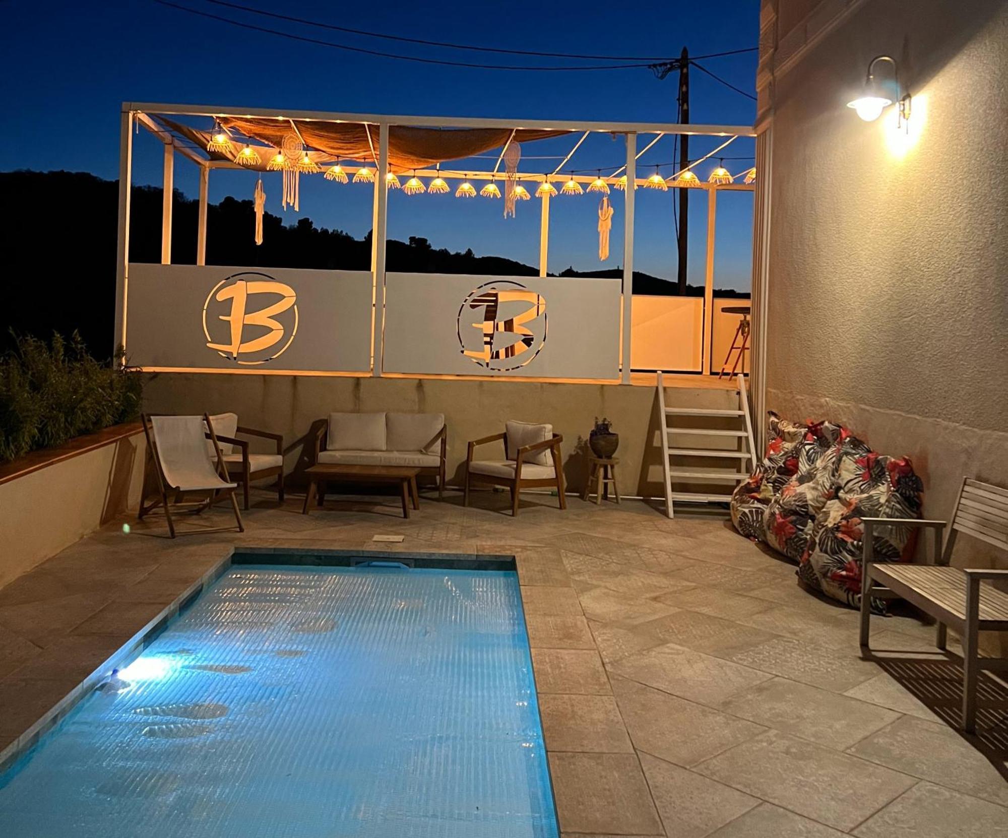 Les Baroudeurs De Saint Jean Bed & Breakfast Bagian luar foto